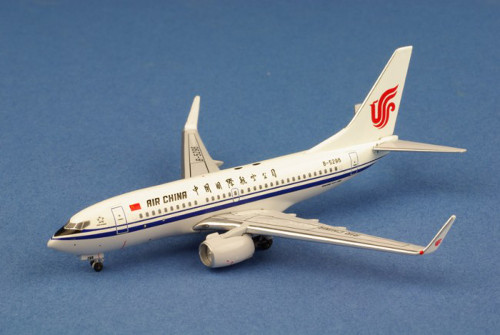 Boeing 737-700W Air China B-5296